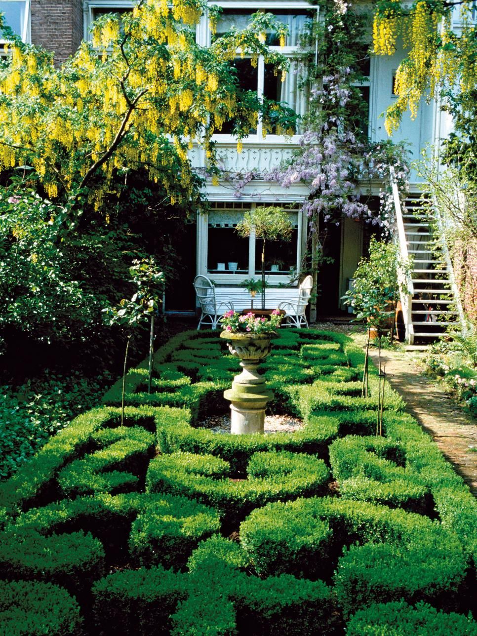 22 Small Formal Garden Design Ideas You Should Look SharonSable