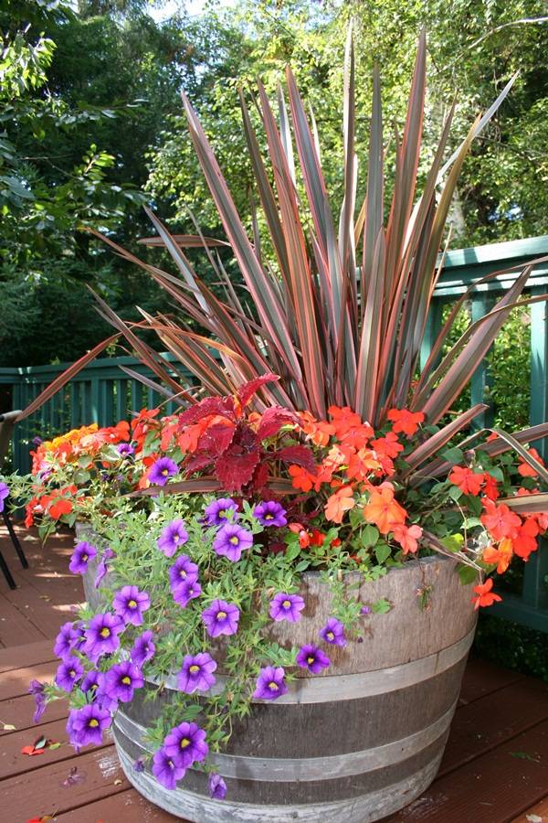 21 Unique Garden Planters Ideas You Cannot Miss | SharonSable