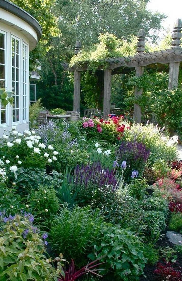 Fantastic Garden Arrangement Ideas