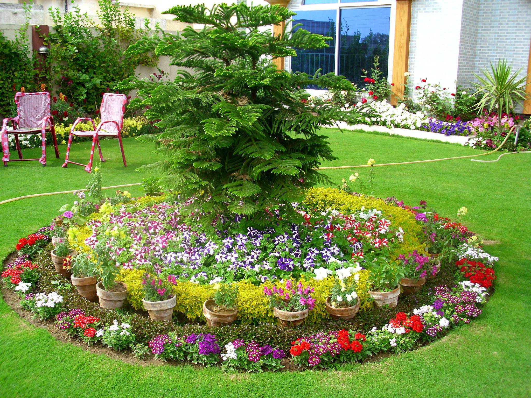 Fantastic Garden Arrangement Ideas