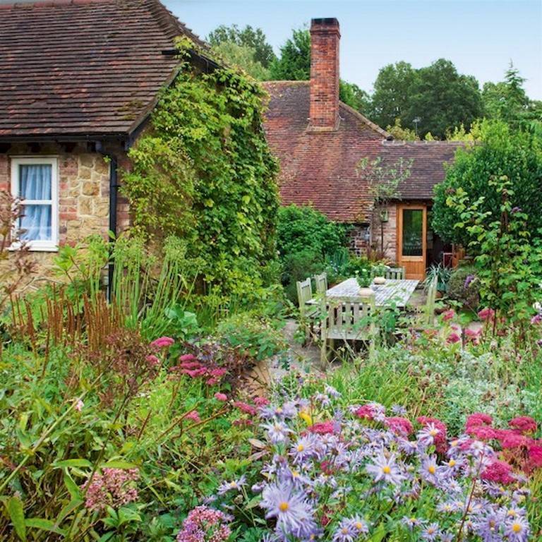 25 Beautiful Country Garden Ideas You Cannot Miss | SharonSable