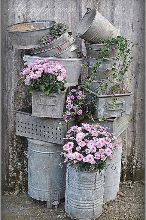 Beautiful And Easy Diy Vintage Garden Decor Ideas