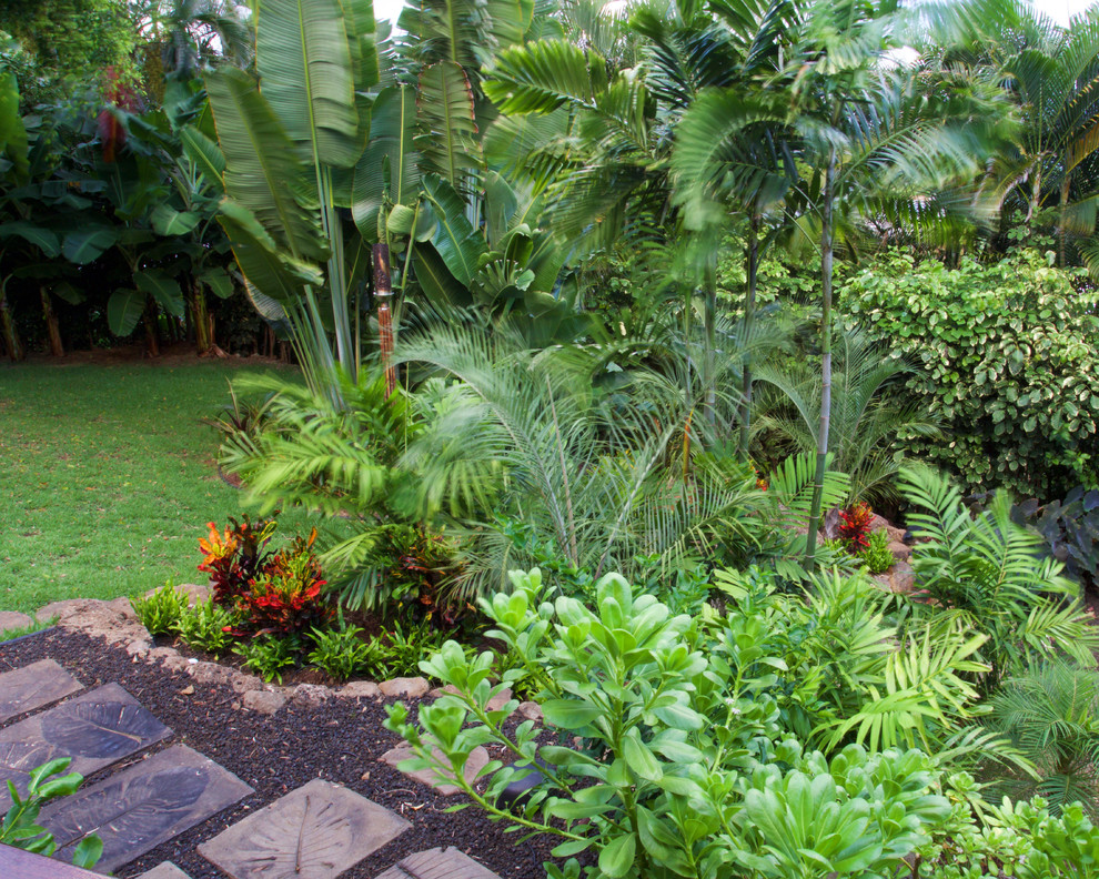 21 Hawaiian Tropical Garden Ideas To Try This Year | SharonSable