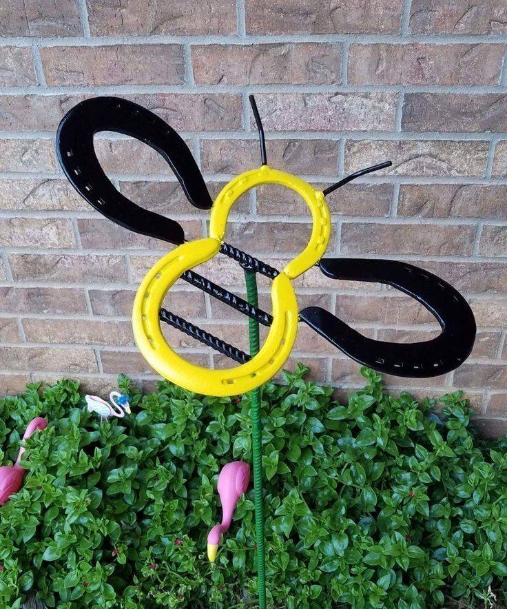 23 Simple Metal Garden Art Ideas Worth to Check | SharonSable