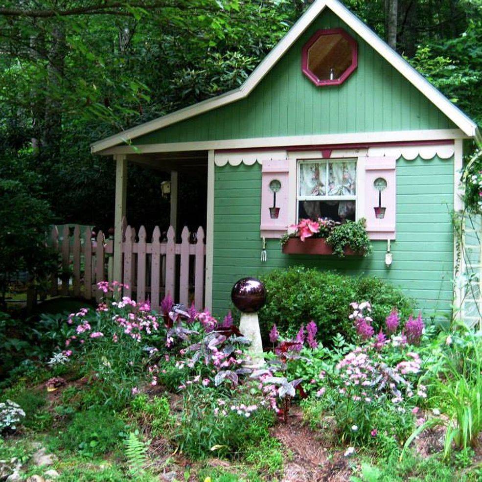 21 English Country Garden Shed Ideas To Consider | SharonSable