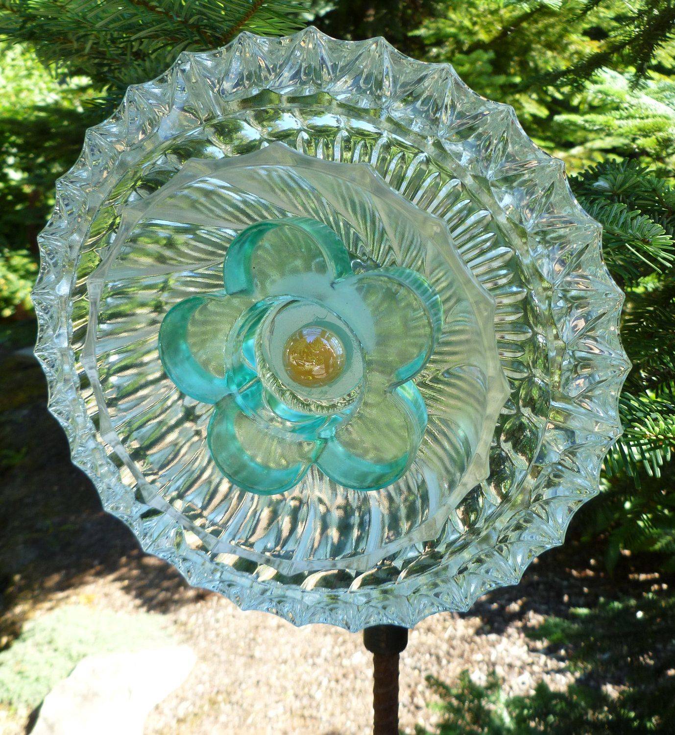 25 Glass Flowers for the Garden Ideas You Cannot Miss | SharonSable