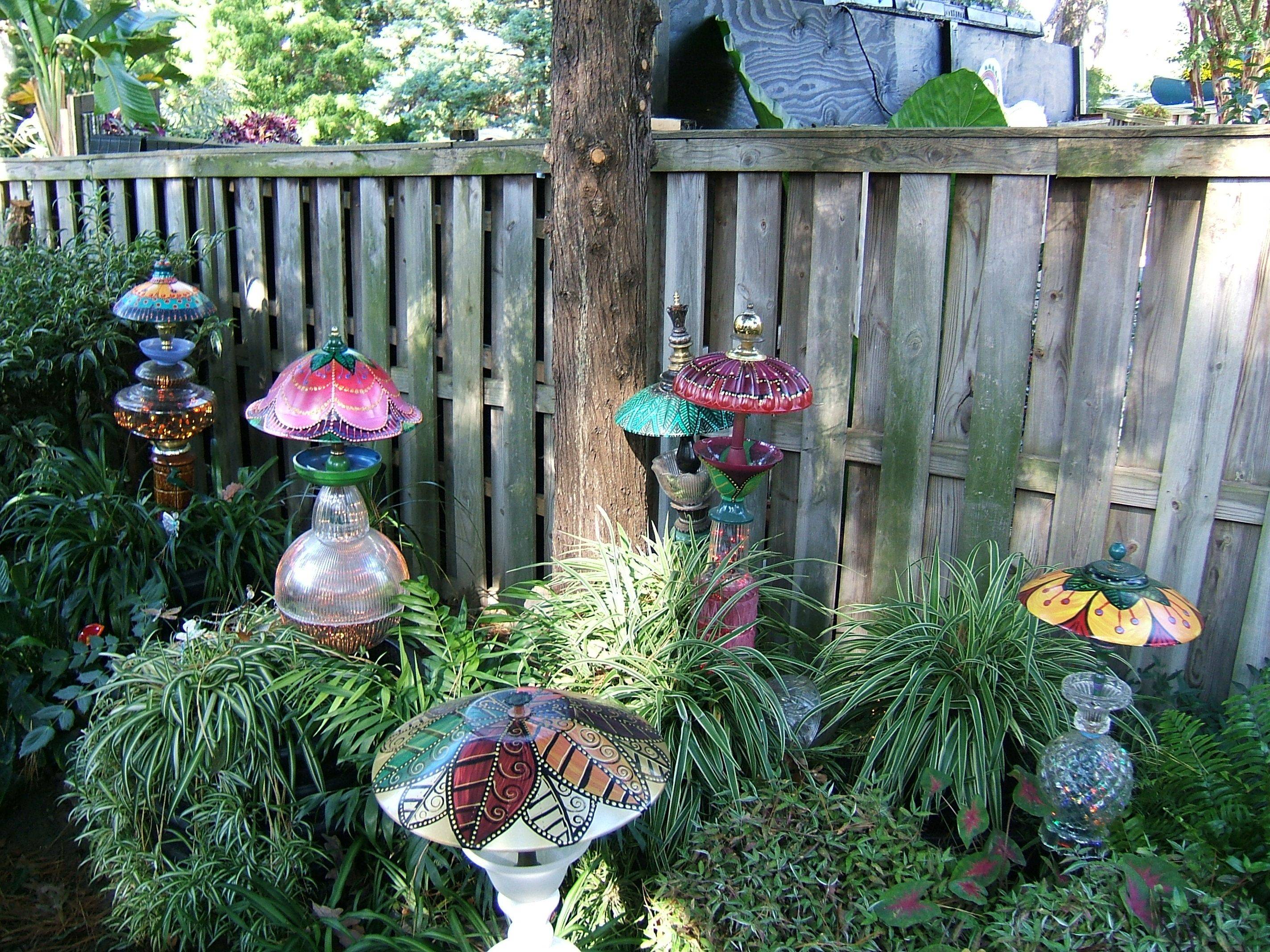 24 Upcycled Garden Sculptures Ideas Worth to Check | SharonSable