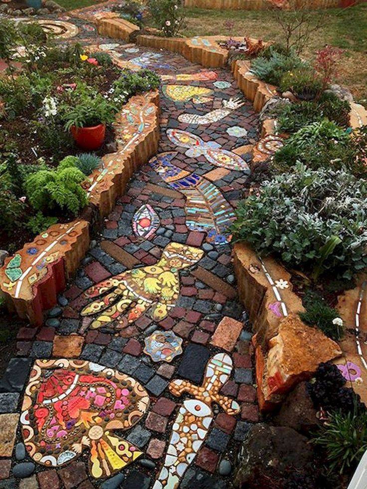 24 Pebble Mosaic Garden Path Design Ideas To Consider 