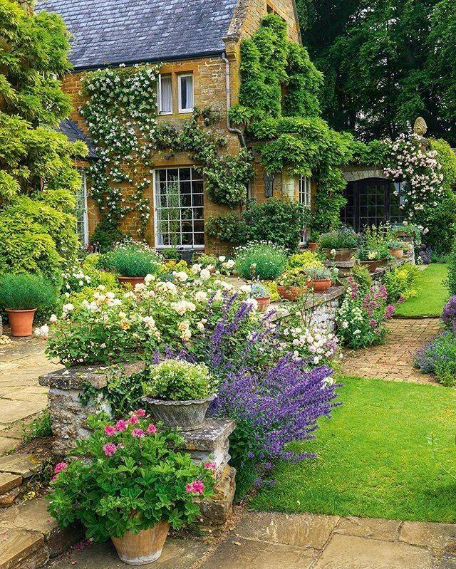 French Country Front Yard Landscaping Exterior French Country House