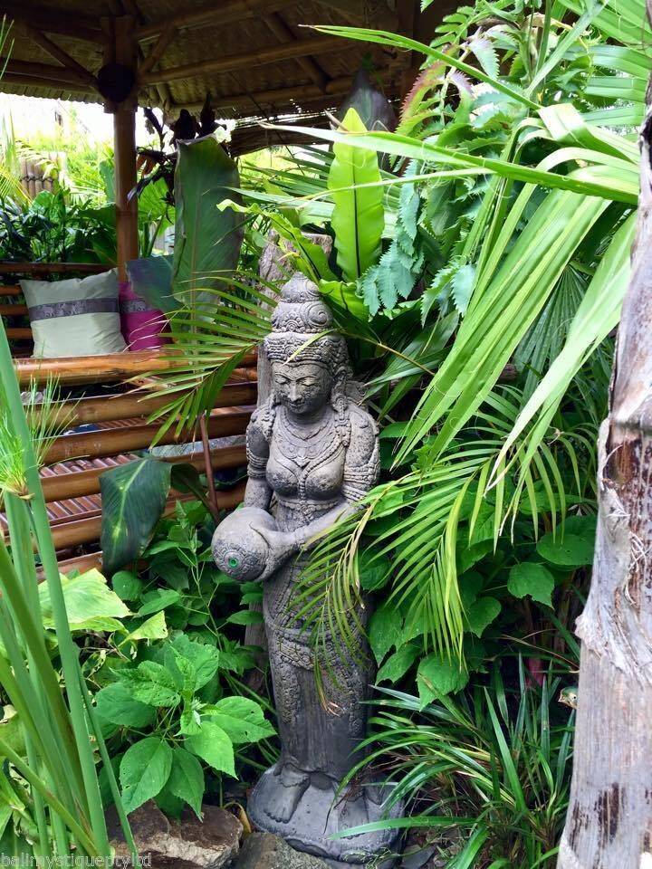 Bali Garden Statue Sea Side Garden