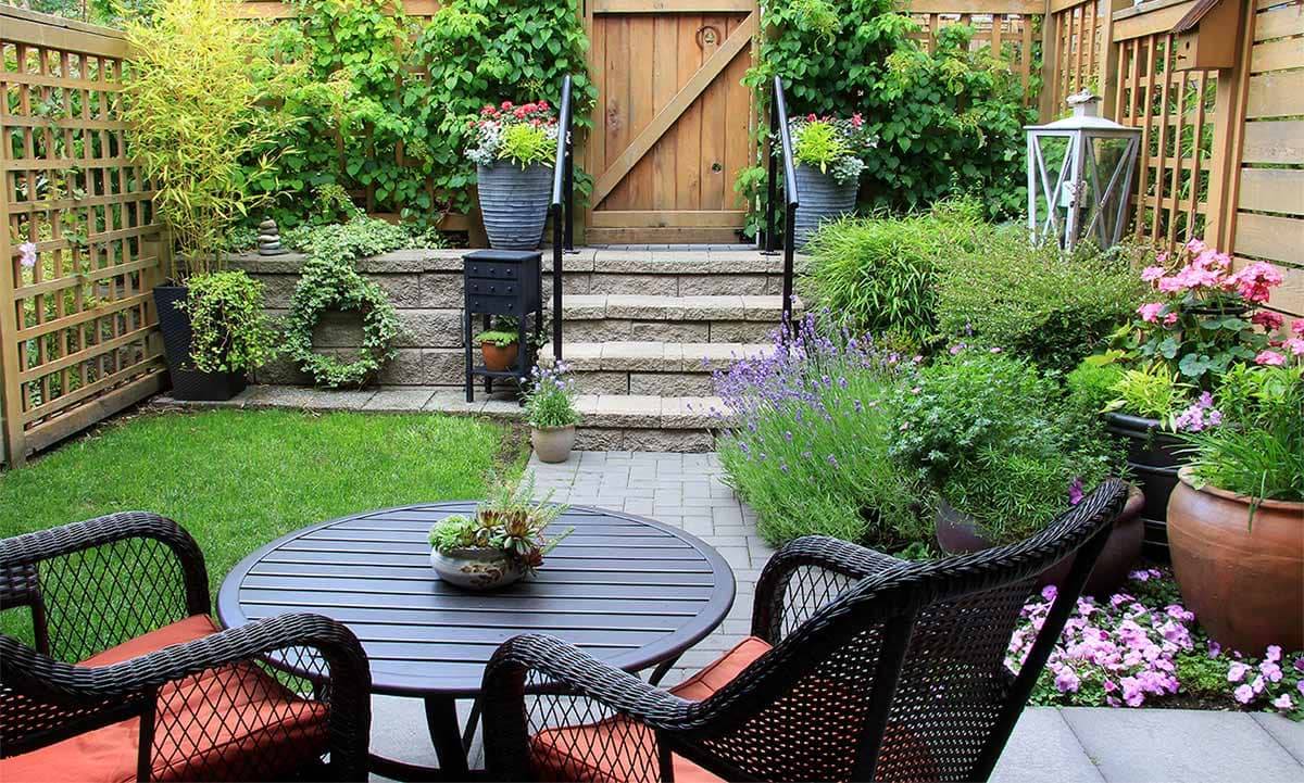 Beautiful Front Yard Cottage Garden Landscaping Ideas