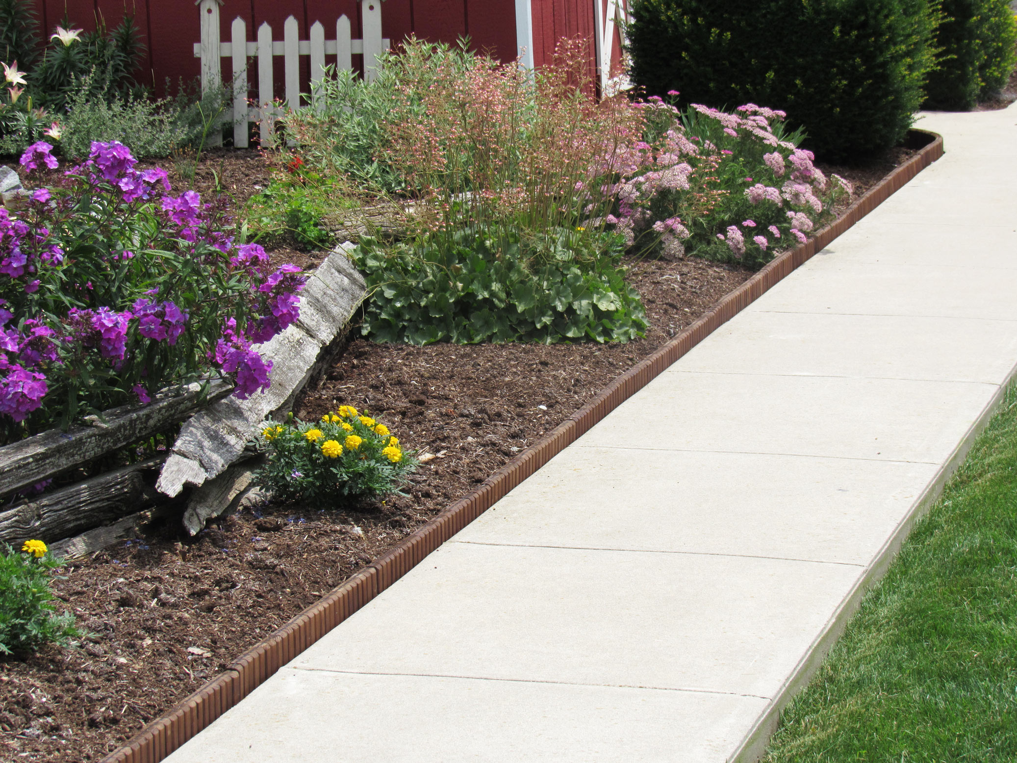 Gorgeous Spring Garden Curb Appeal Ideas