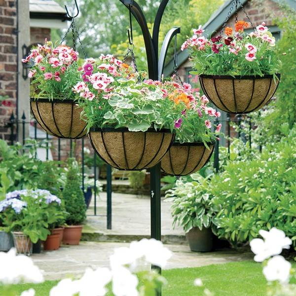 20 Balcony Garden Planters Ideas To Consider | SharonSable