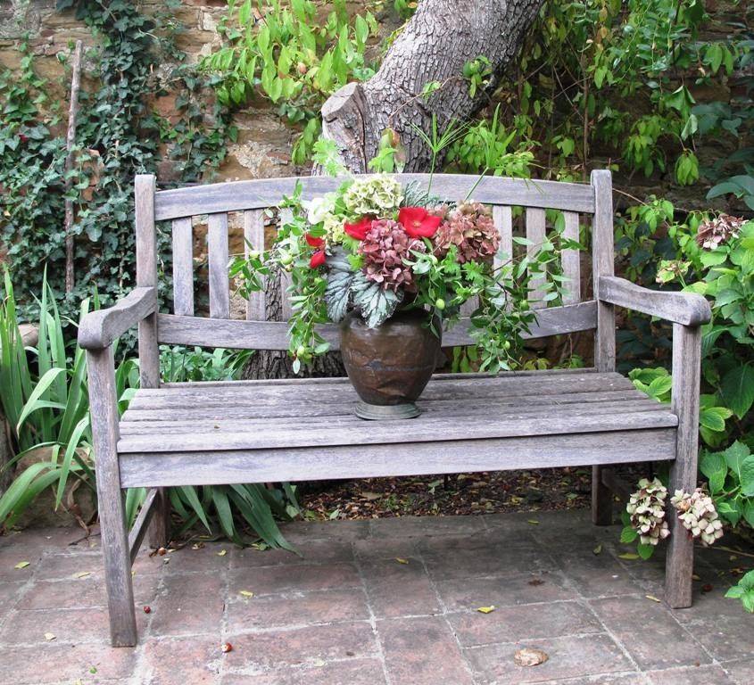 Fantastic Outdoor Bench Ideas