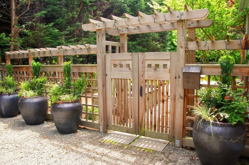 24 Japanese Garden Fence Design Ideas You Should Check | SharonSable