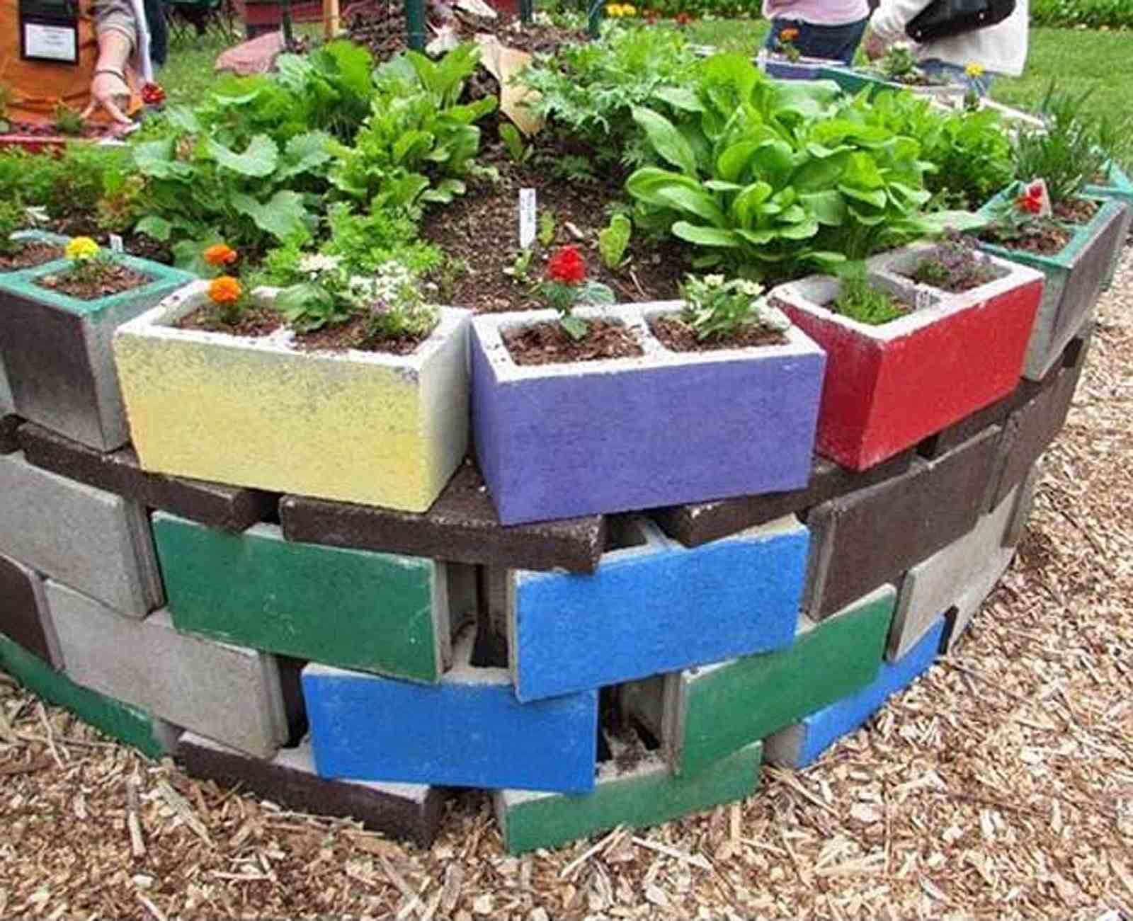 22 Raised Bed Vegetable Garden Box Ideas To Try This Year Sharonsable