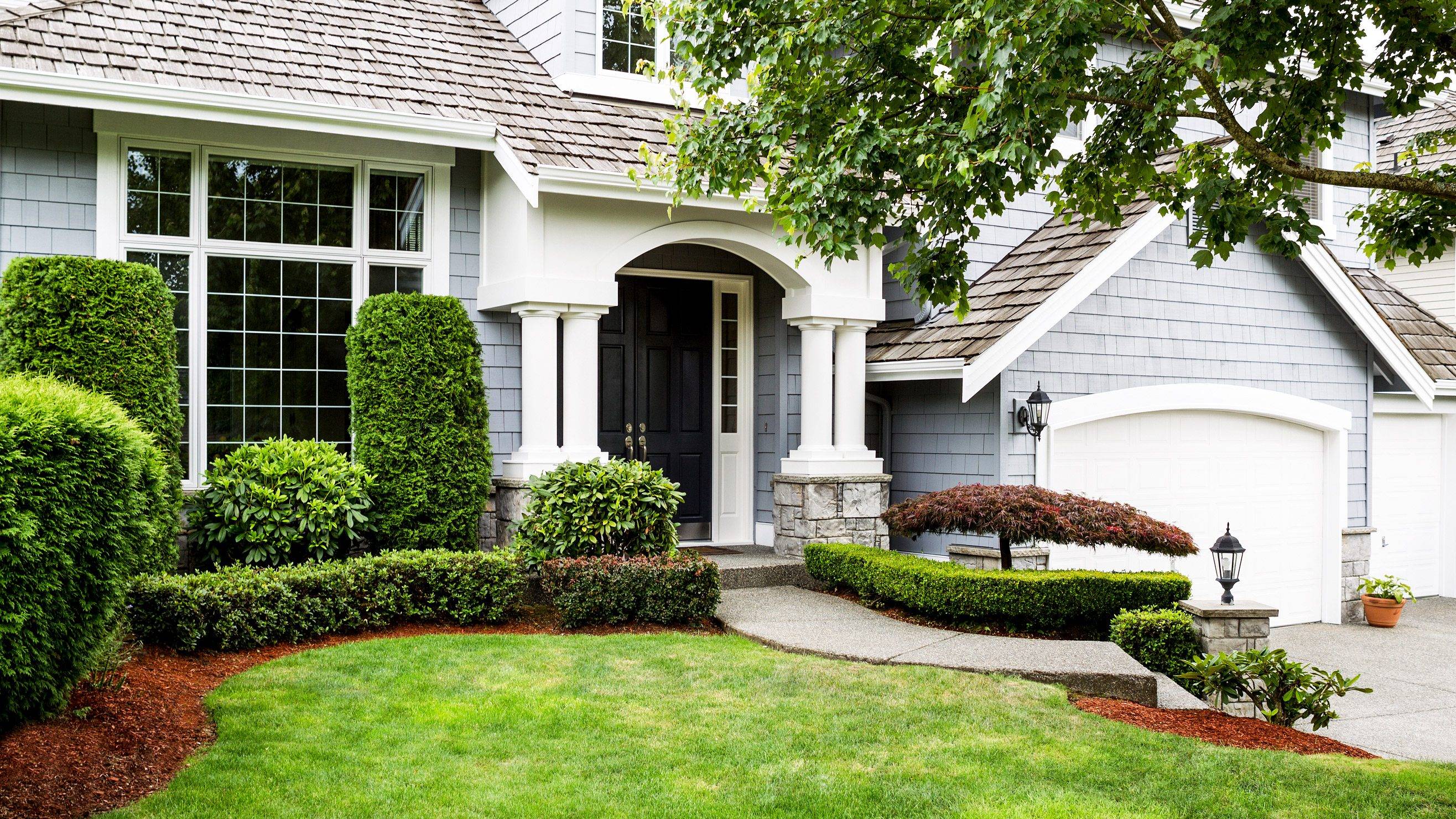 Pretty Small Front Yard Landscaping Ideas
