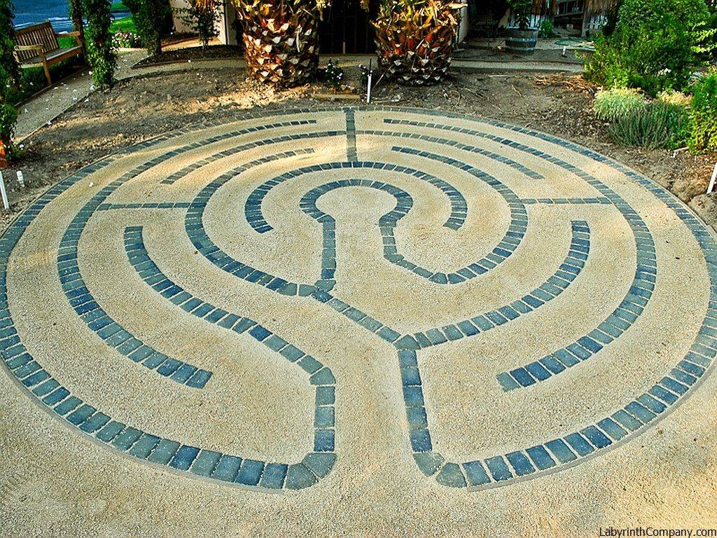 22 Labyrinth Garden Design Ideas You Should Check Sharonsable