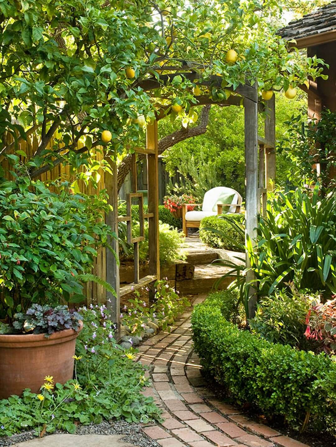 23 English Garden Pathways Ideas For This Year | SharonSable