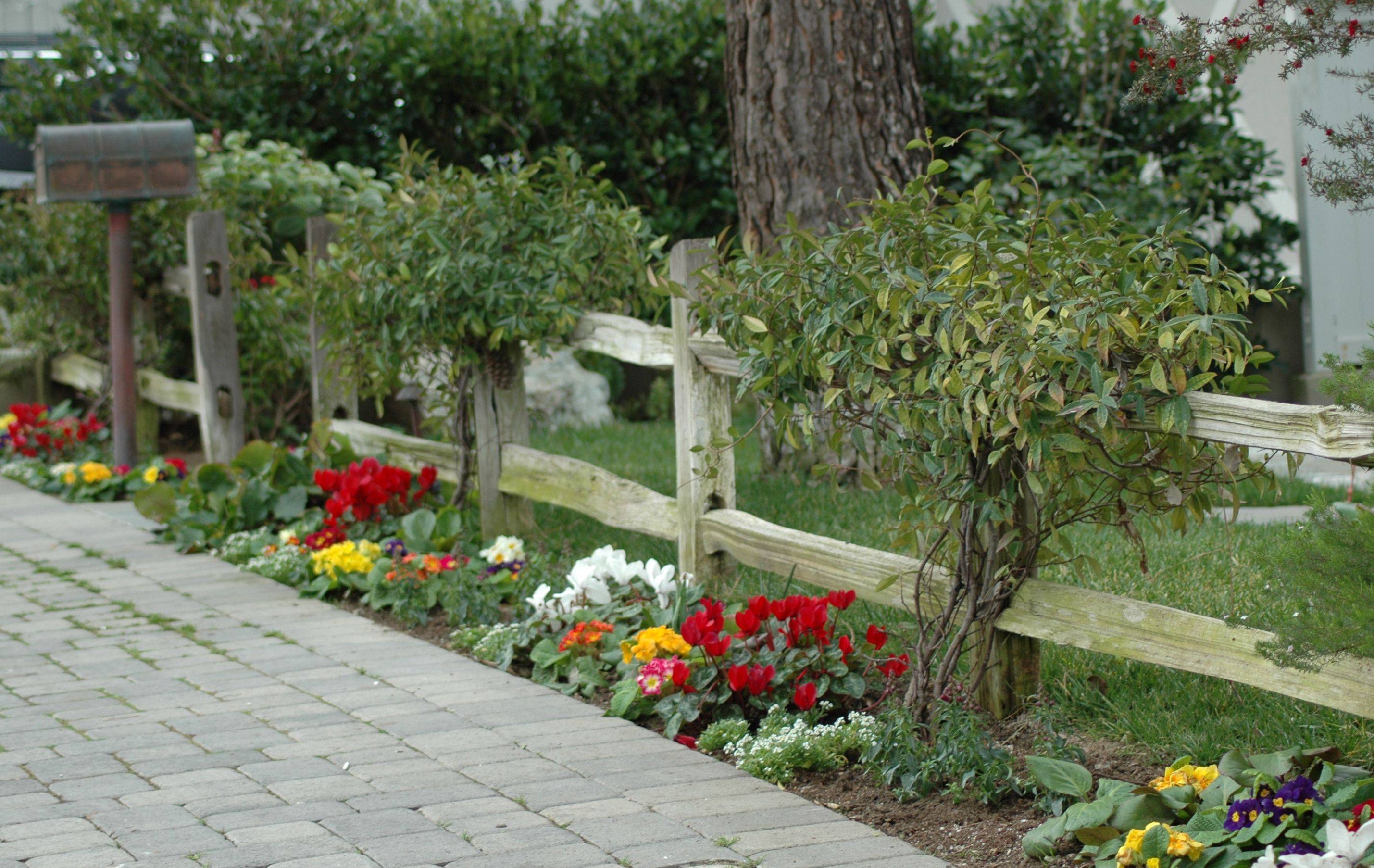 21 Corner Garden Fence Landscape Ideas You Cannot Miss Sharonsable 6014