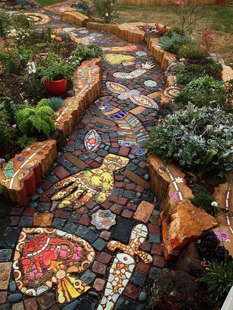 Stunning Stepping Stone Walkways