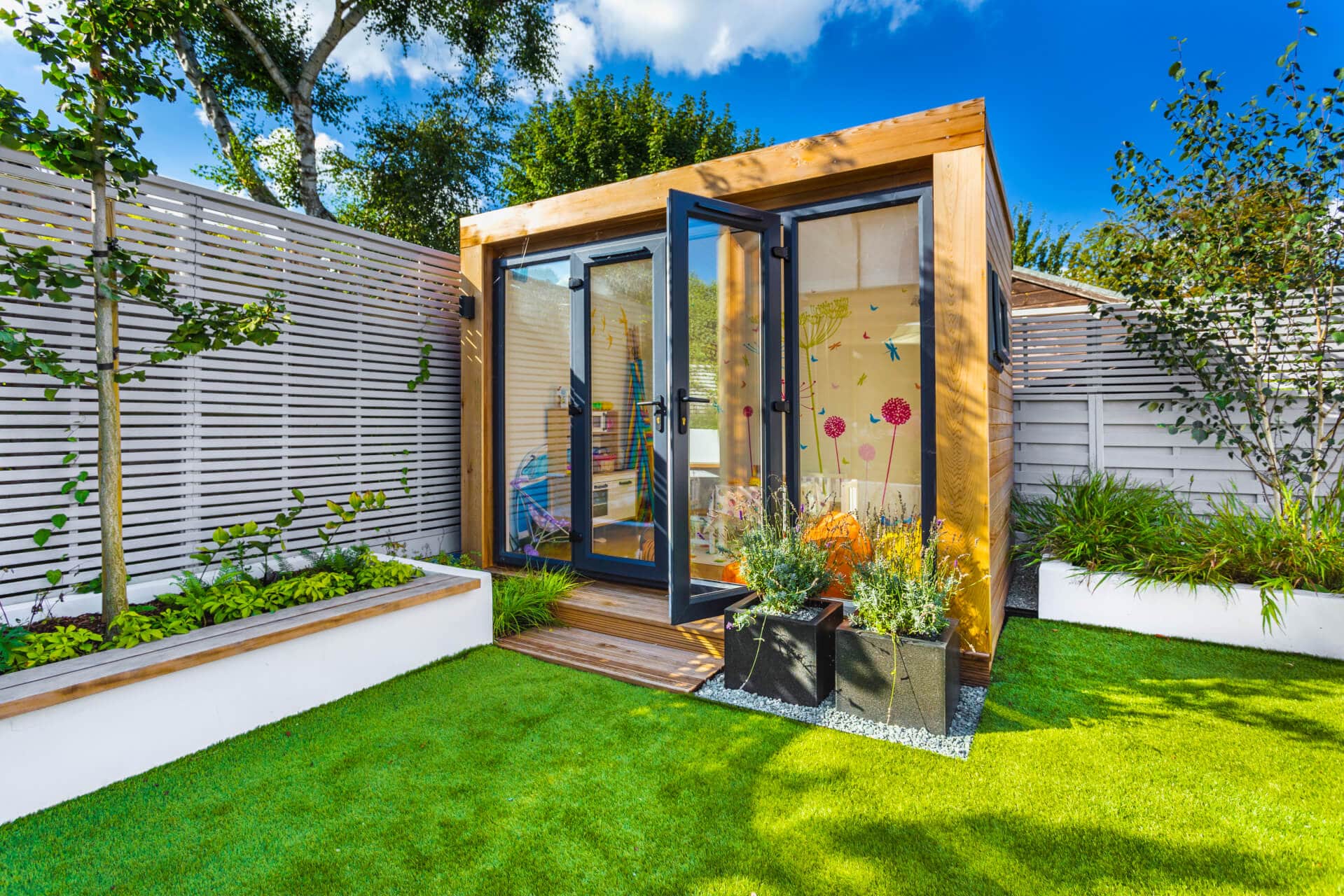 22 Small Garden Room Design Ideas You Should Check | SharonSable