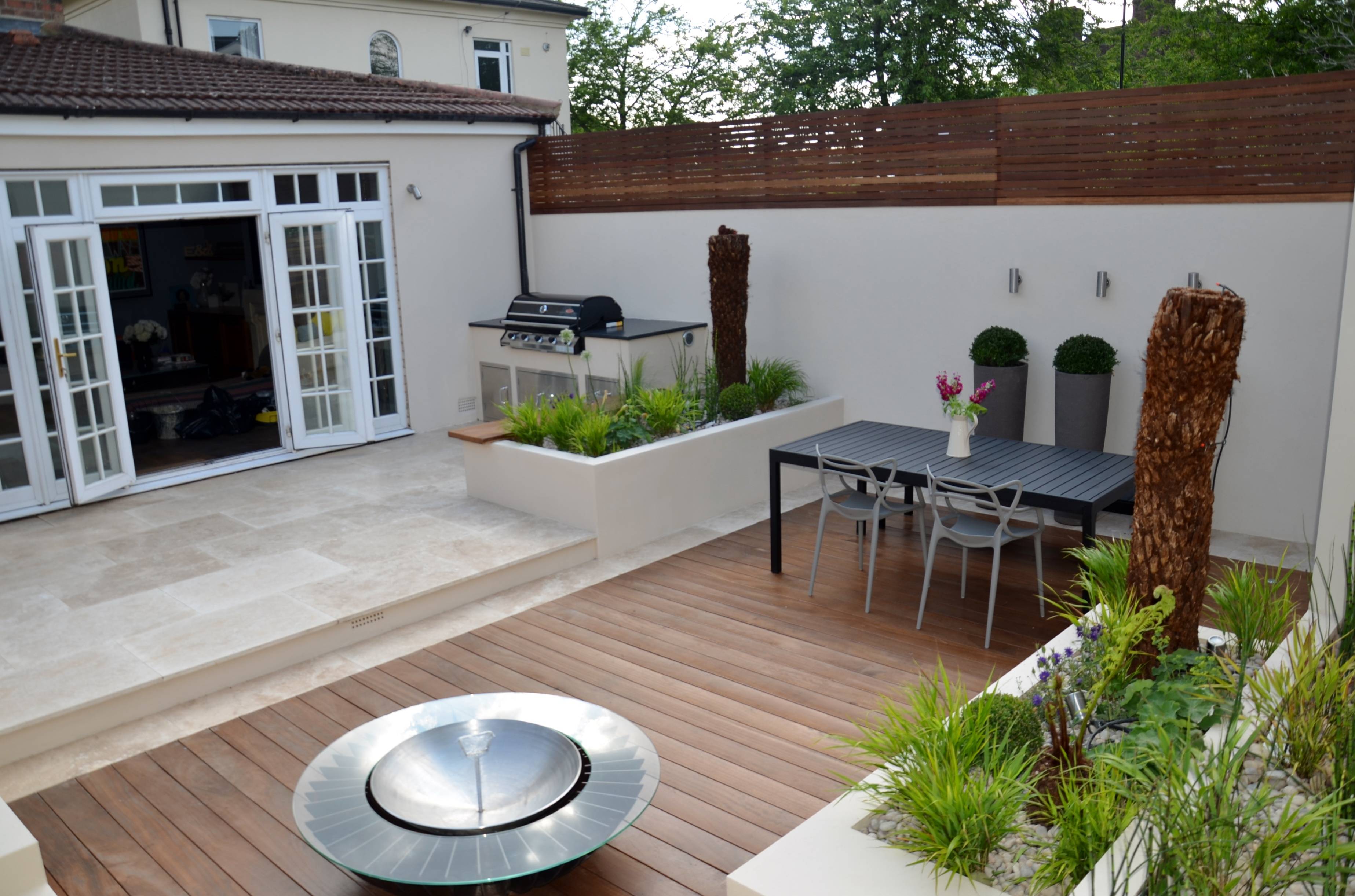 23 Modern Garden with Seating Ideas Worth to Check | SharonSable