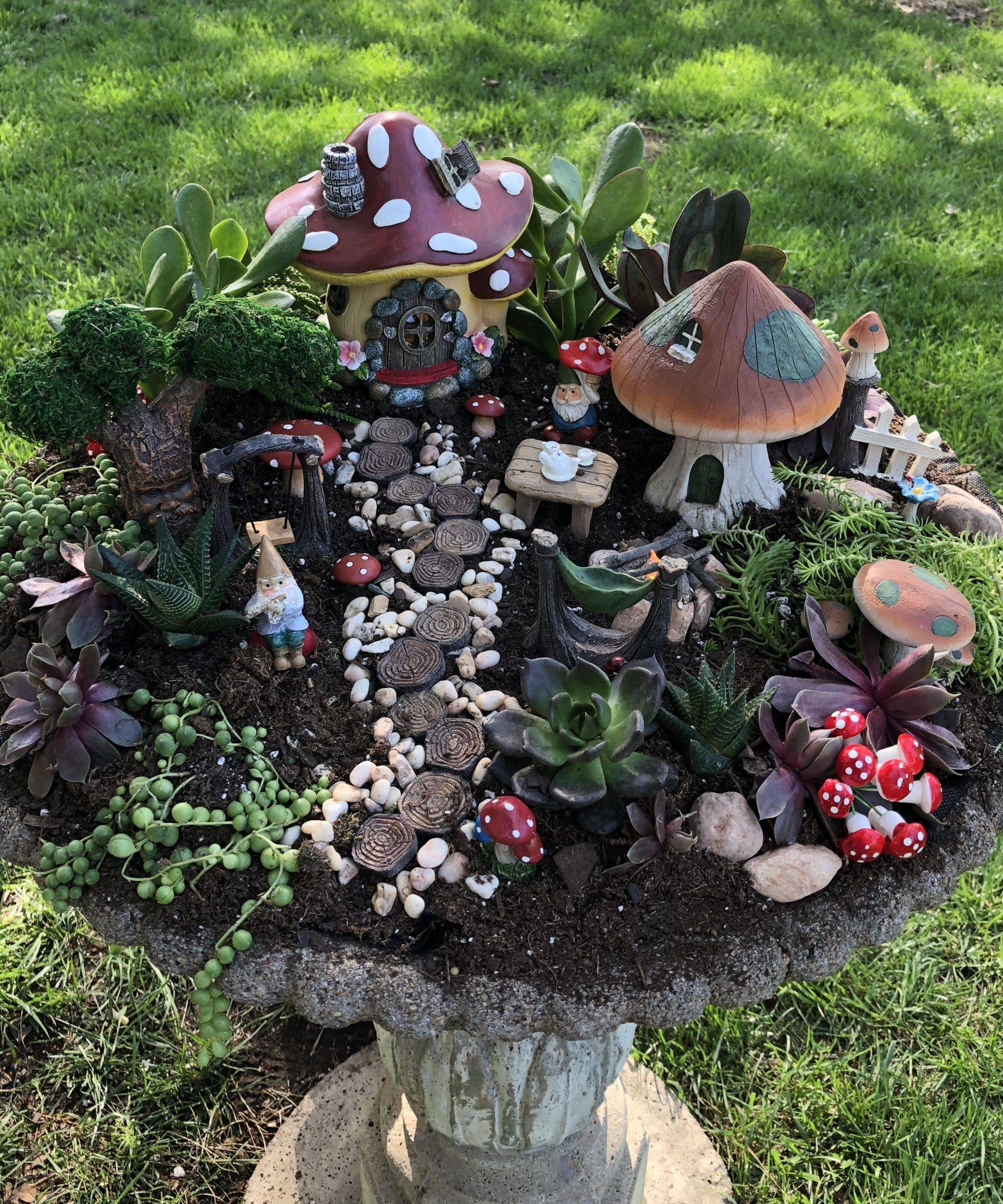 16 Fairy Garden Bird Bath Ideas You Must Look | SharonSable