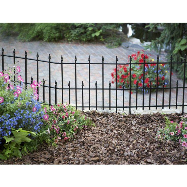 22 Metal Fence Garden Border Ideas You Must Look | SharonSable