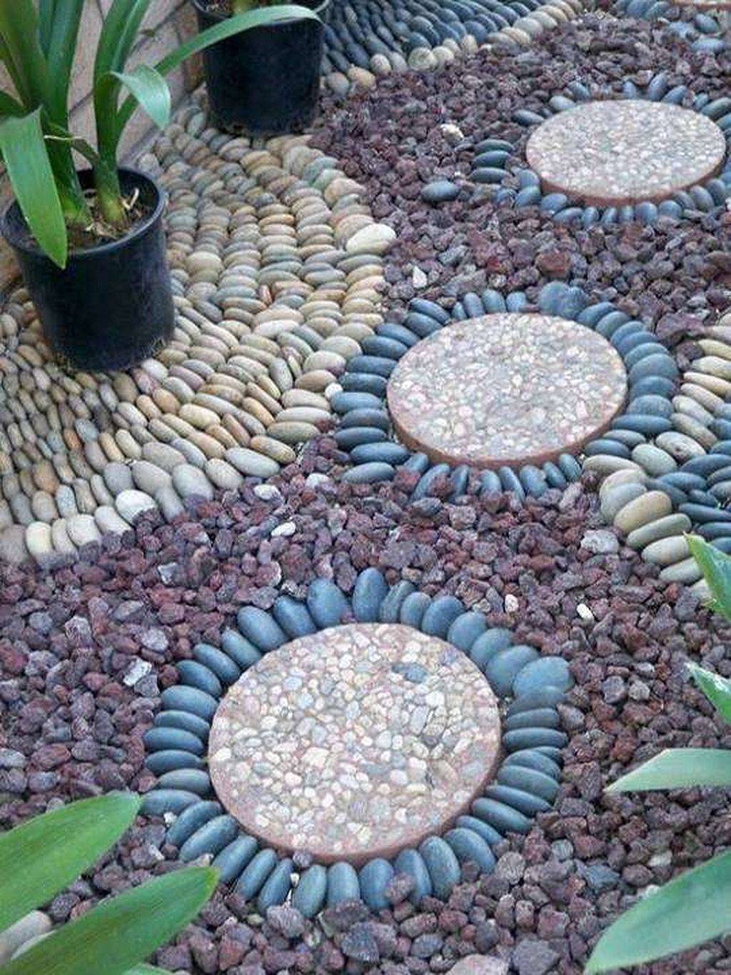Cool Front Yard Rock Garden Ideas