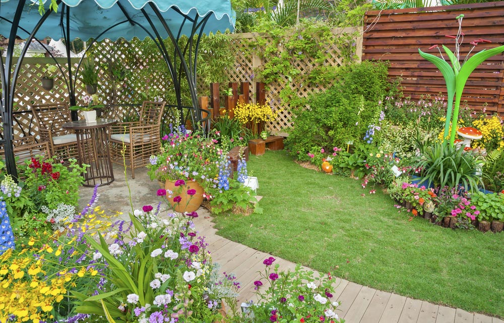 Unique Backyard Flower Garden Ideas Small Spaces