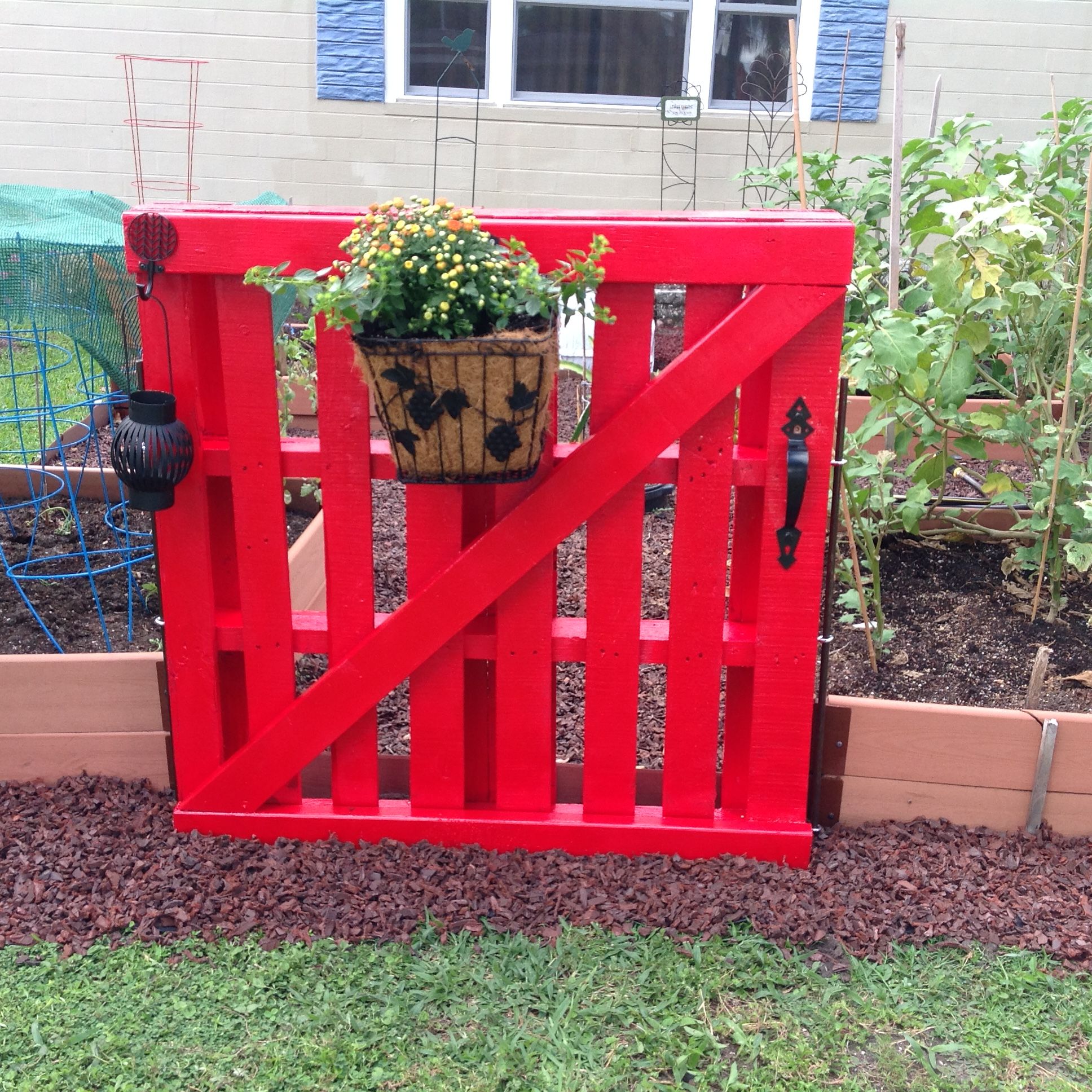 22 Pallet Garden Gate Ideas You Should Look | SharonSable