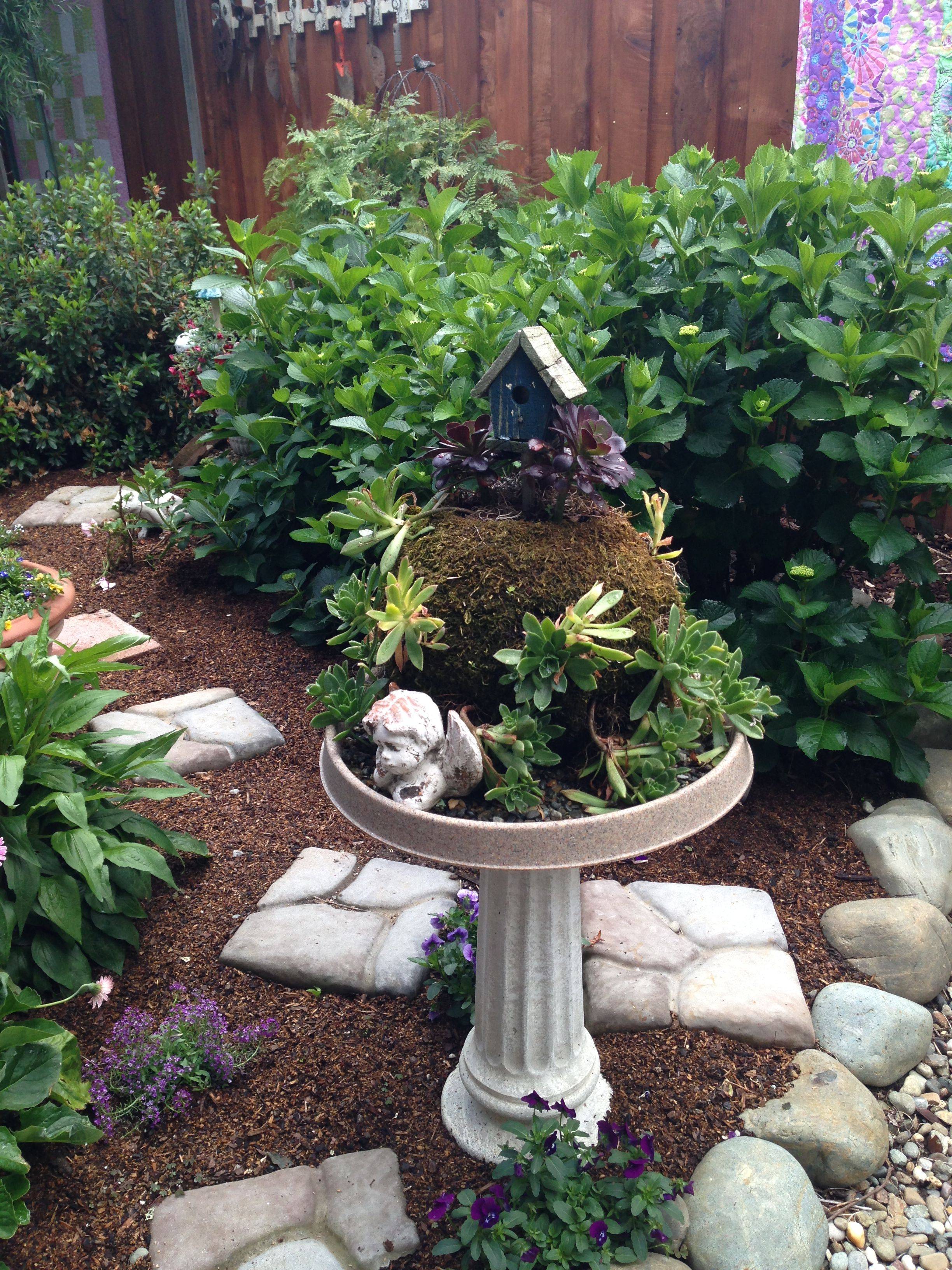 17 Garden Bird Bath with Flower Design Ideas You Cannot Miss | SharonSable