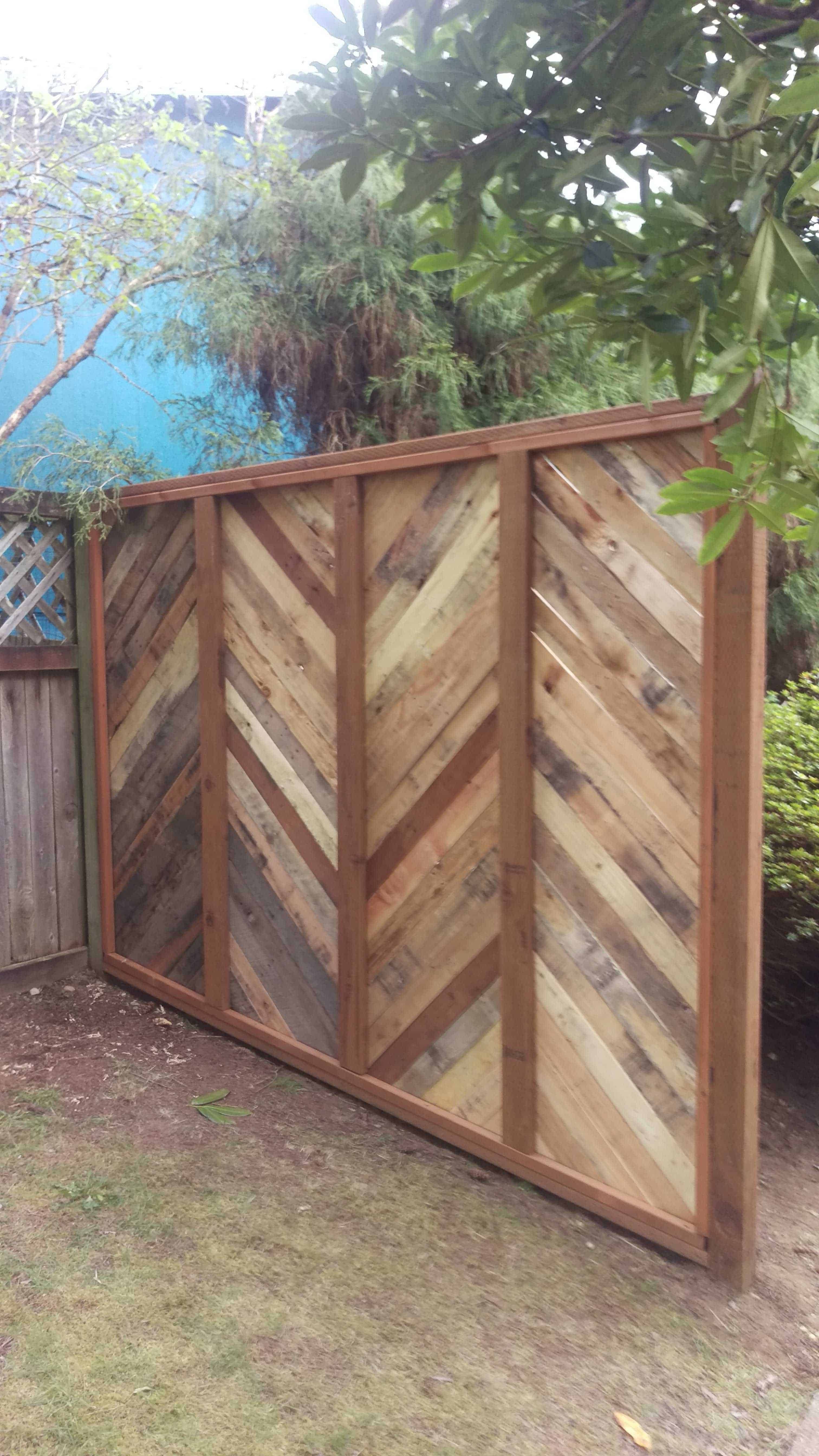 21 DIY Wood Garden Fence Ideas You Should Look SharonSable   40 Diy Backyard Privacy Fence Design Ideas On A Budget 6409 