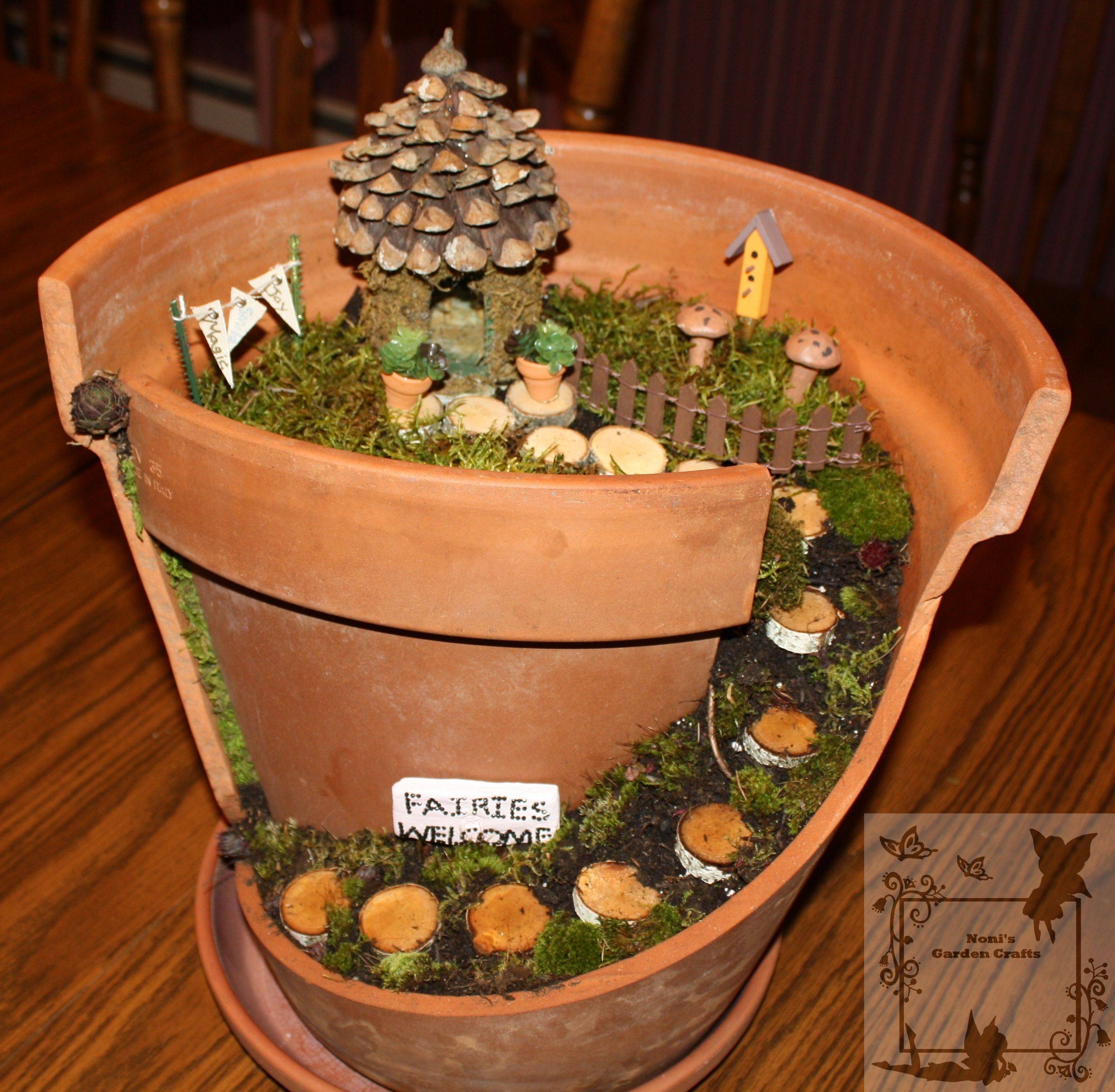 A Broken Clay Pot Fairy Garden Bigdiyideascom